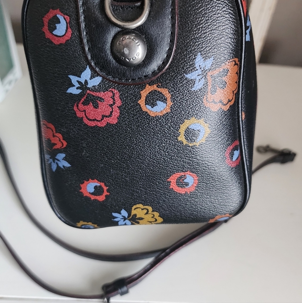Coach Bennett Black Floral Women's Satchel Bag - Picture 3 of 6
